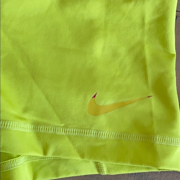 NIKE PRO BIKE SHORTS NEON STRETCH SPANDEX WORKOUT BIKE SHORTS S - Picture 8 of 10